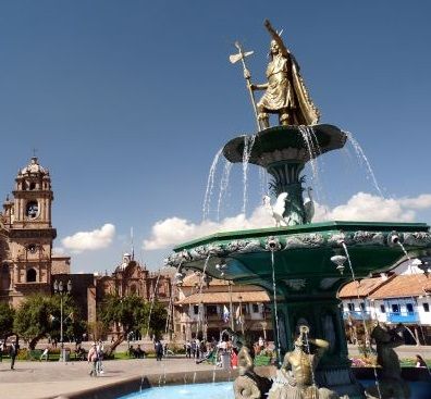 Plaza_de_Armas_Cusco,_Peru