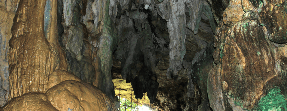 Cavernas de Qiocta