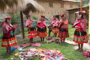 Convivencia en la cumunidad Huilloq + Machu Picchu 6 Días