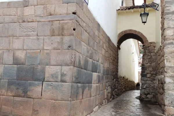 Siete Culebras Street, Cusco: The Most Mysterious Alley