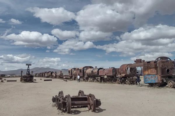 Train Cemetery in Uyuni: History, What to See, and Travel Tips