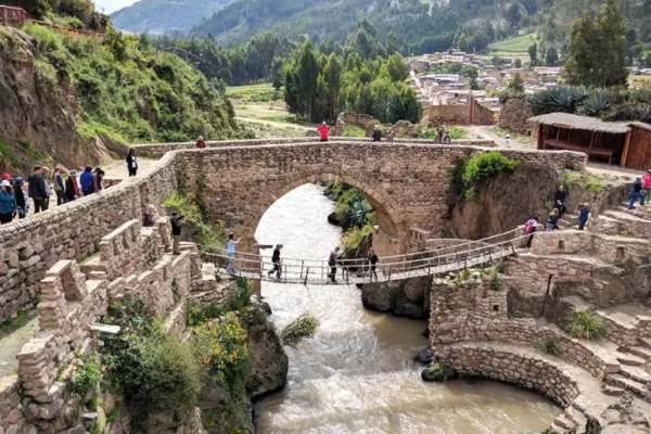 Pontes de Cusco: Inca, Colonial e Republicana (Checacupe)