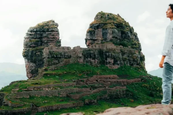 Fortaleza de Waqrapukara uma Joia Inca em Cusco