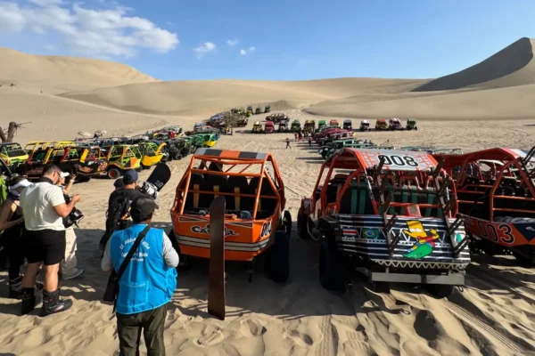Buggy and Sandboarding Tour in Huacachina | Desert Adventure